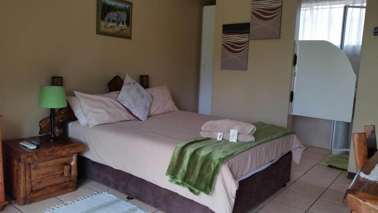 Kalahari Guest House Witbank Exterior photo