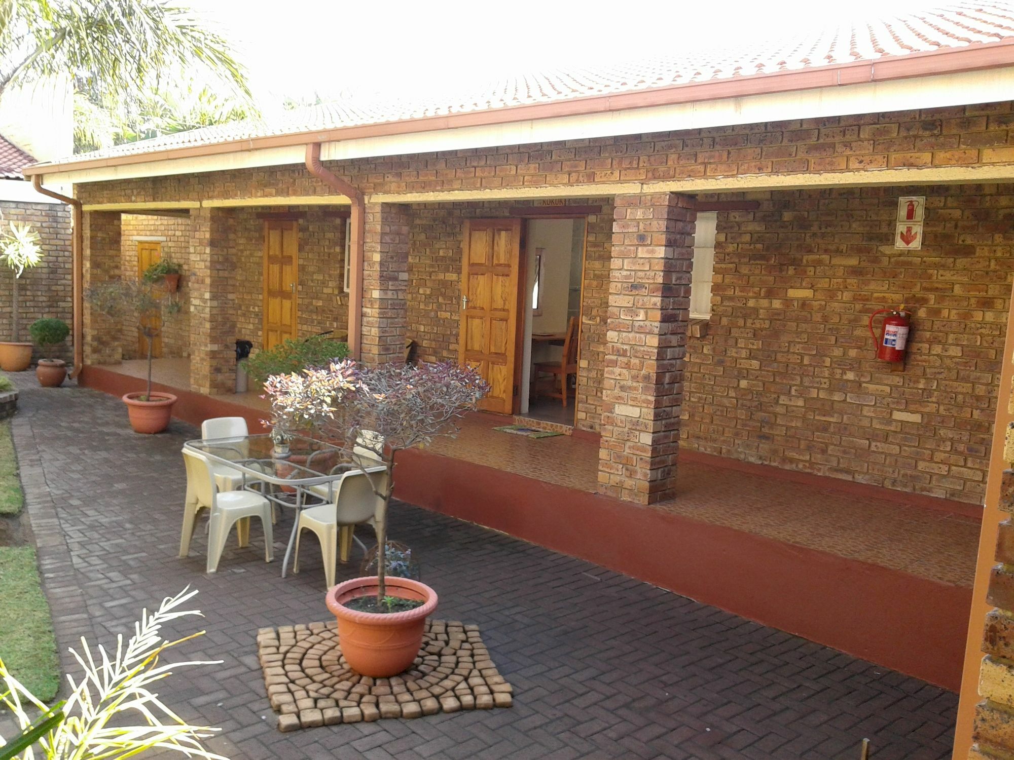 Kalahari Guest House Witbank Exterior photo